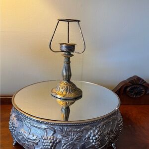 Tea light holder with no shade